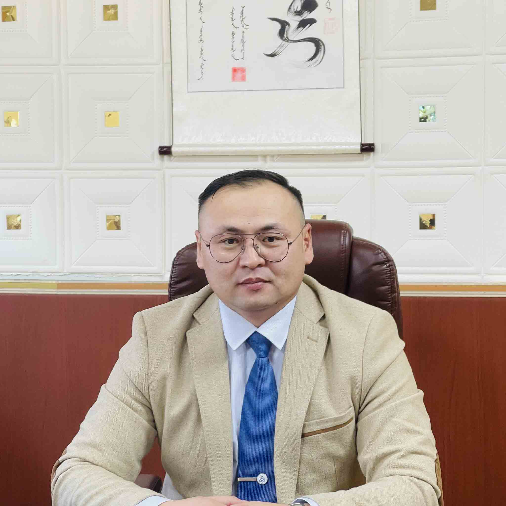 Сургуулийн захирал